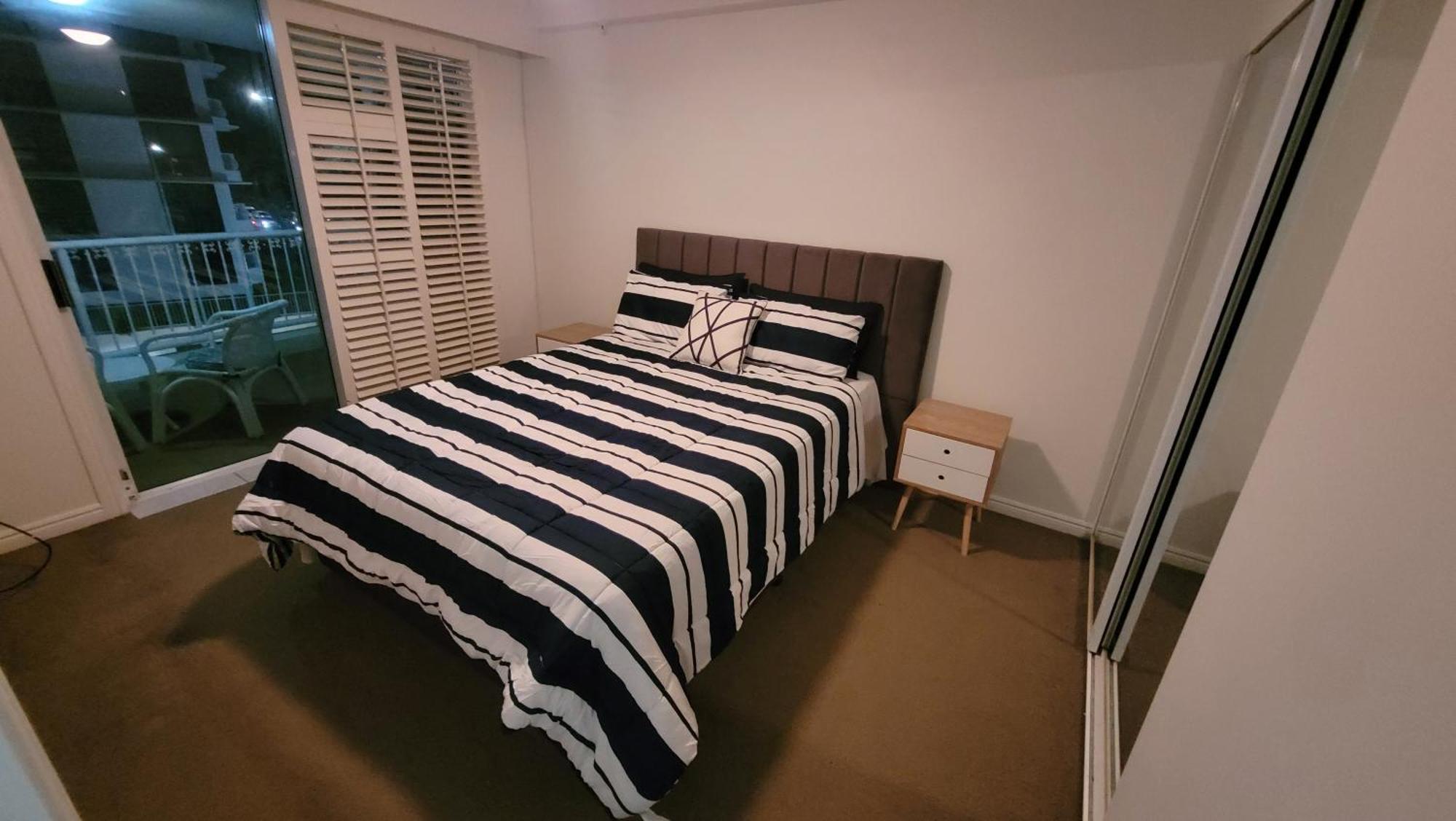 Apr Private Suites Moroccan By The Beach Gold Coast Extérieur photo