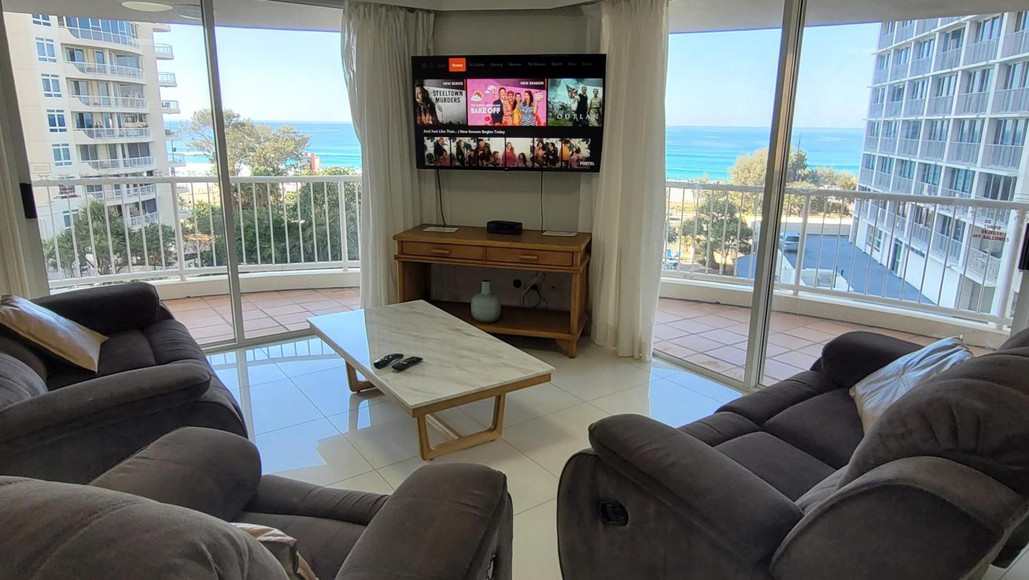 Apr Private Suites Moroccan By The Beach Gold Coast Chambre photo