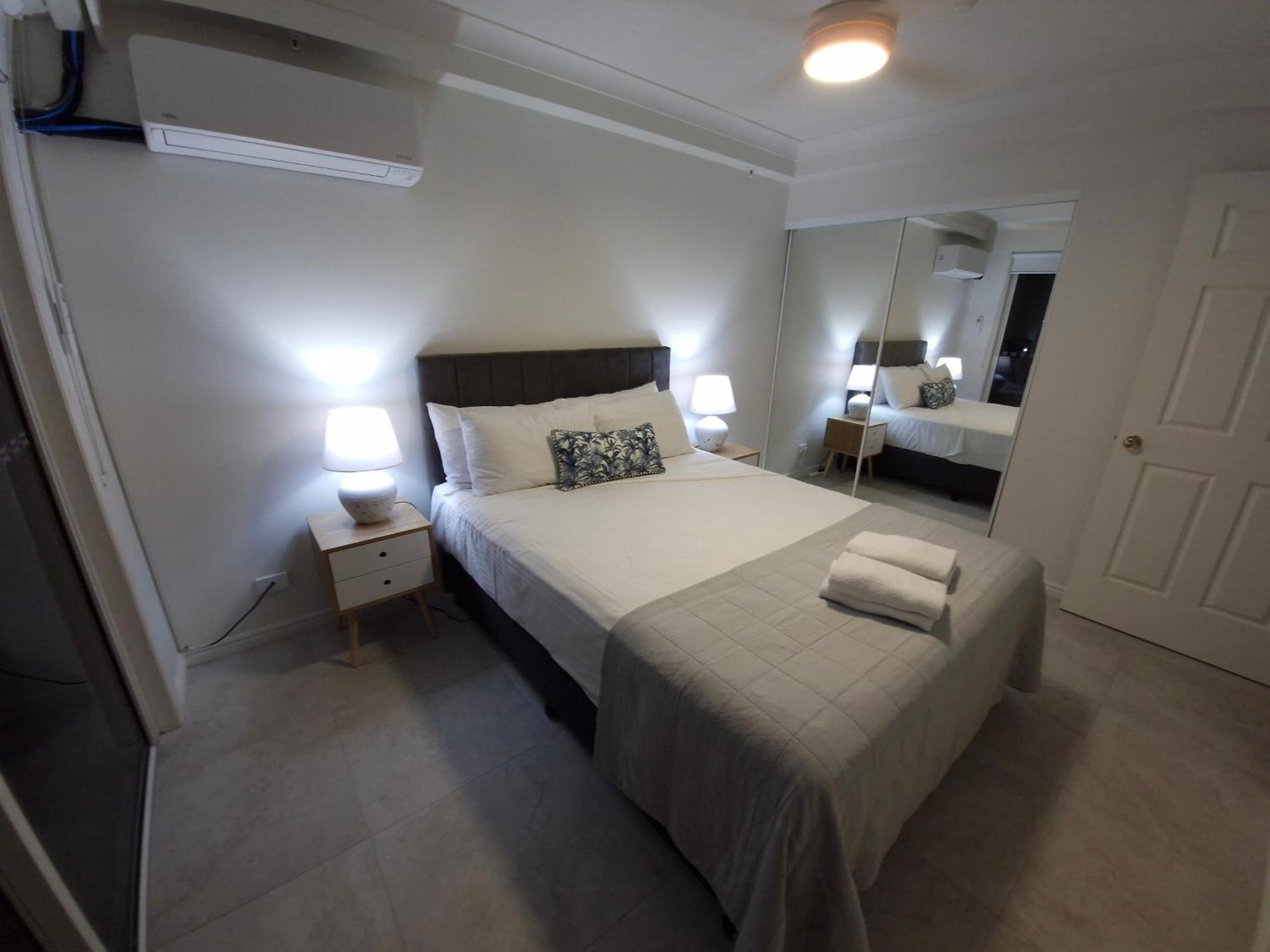 Apr Private Suites Moroccan By The Beach Gold Coast Extérieur photo