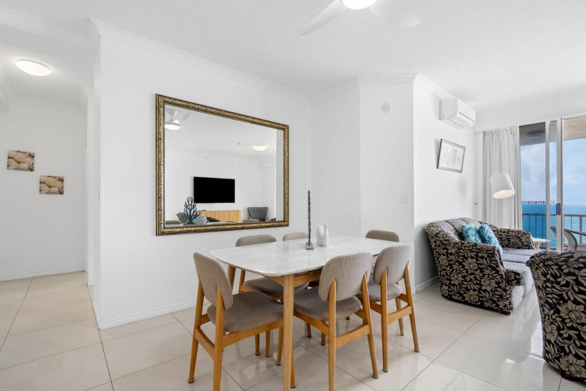 Apr Private Suites Moroccan By The Beach Gold Coast Extérieur photo